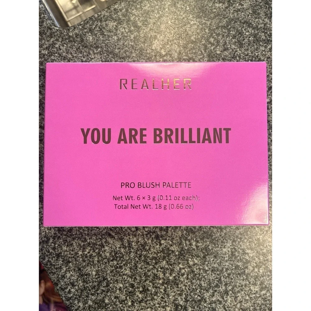 Realher You Are‎ Brilliant pro Blush Makeup Palette